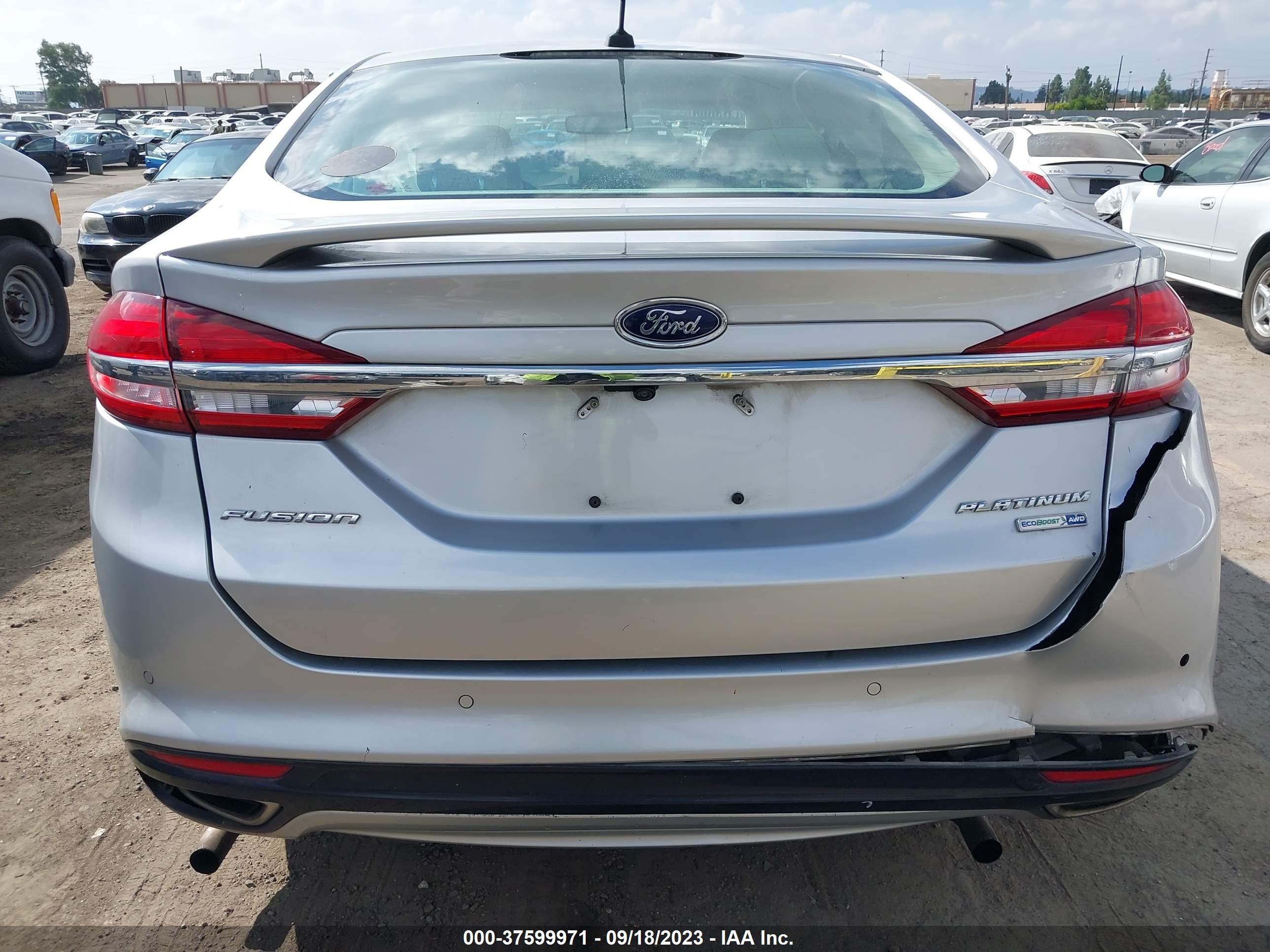 Photo 15 VIN: 3FA6P0D95HR130033 - FORD FUSION 