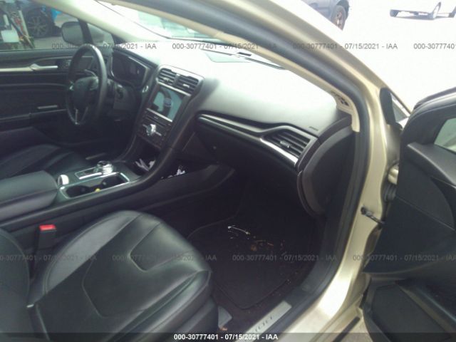 Photo 4 VIN: 3FA6P0D95KR139631 - FORD FUSION 