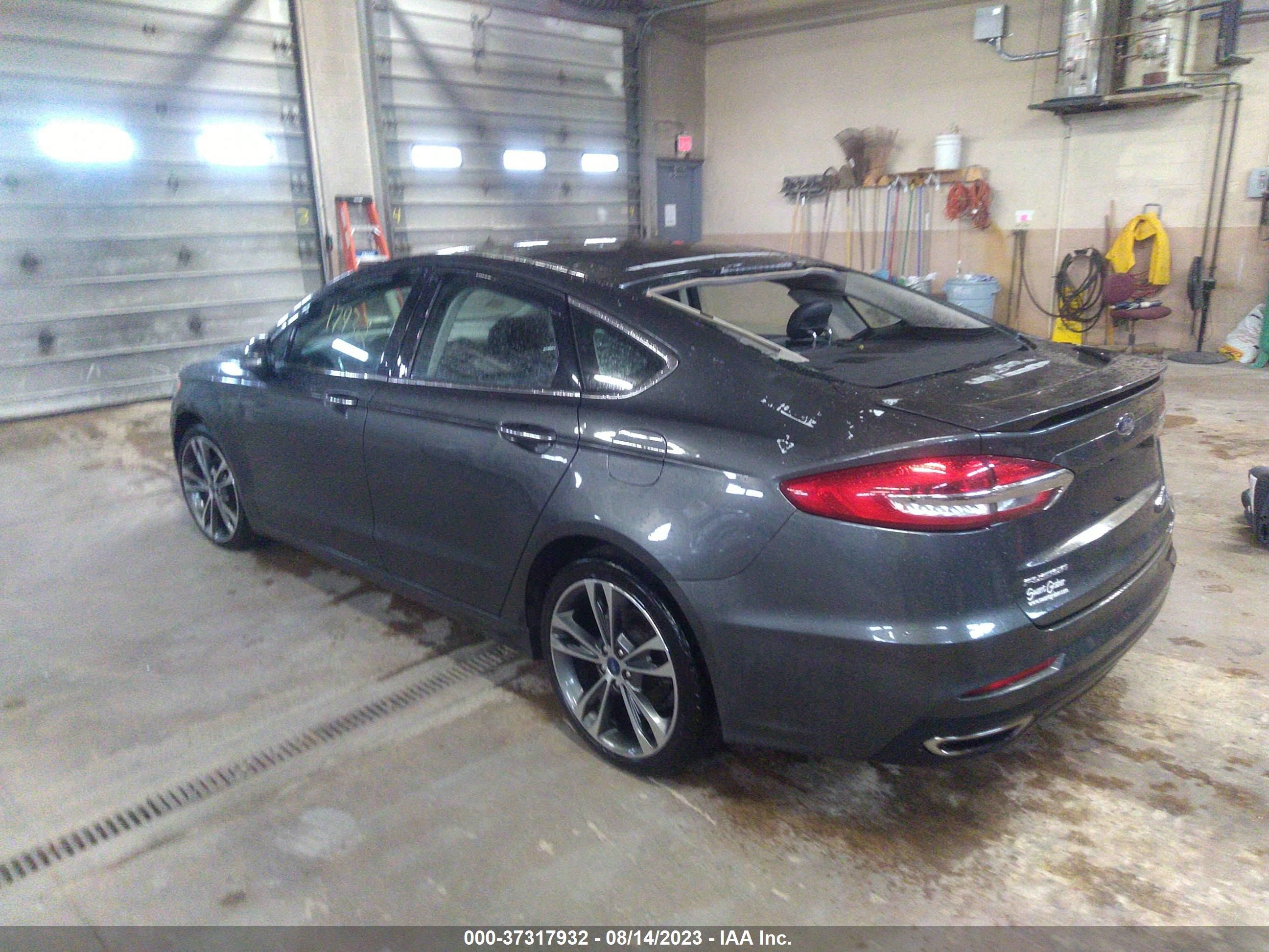 Photo 2 VIN: 3FA6P0D95LR133913 - FORD FUSION 