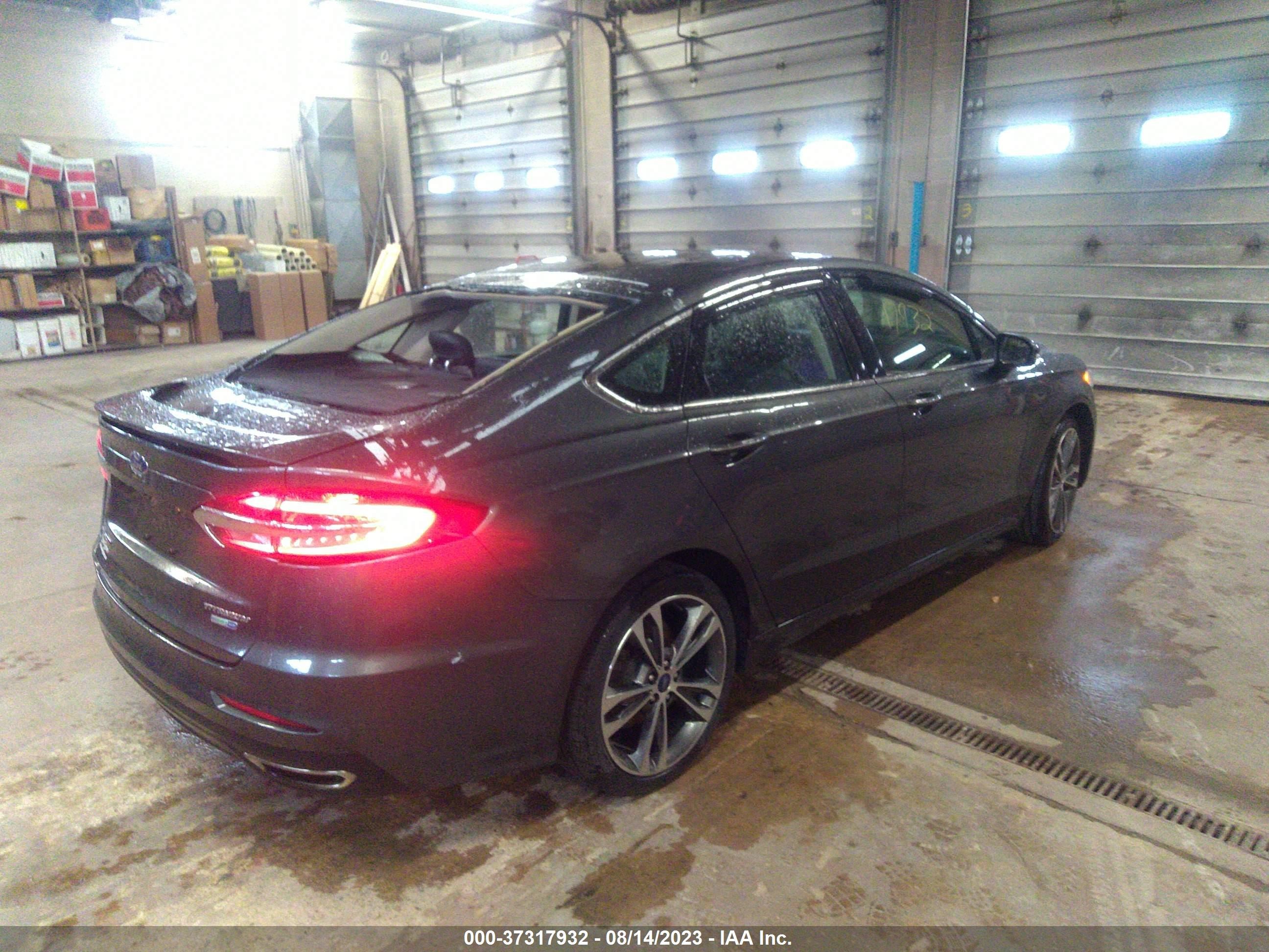 Photo 3 VIN: 3FA6P0D95LR133913 - FORD FUSION 