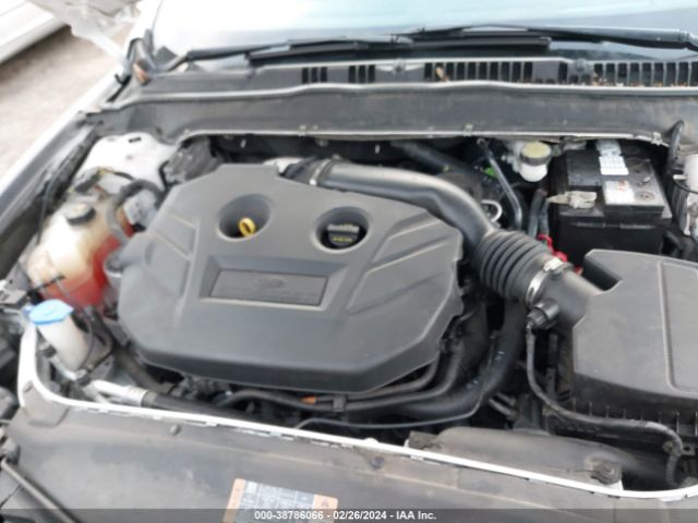 Photo 9 VIN: 3FA6P0D96GR348626 - FORD FUSION 