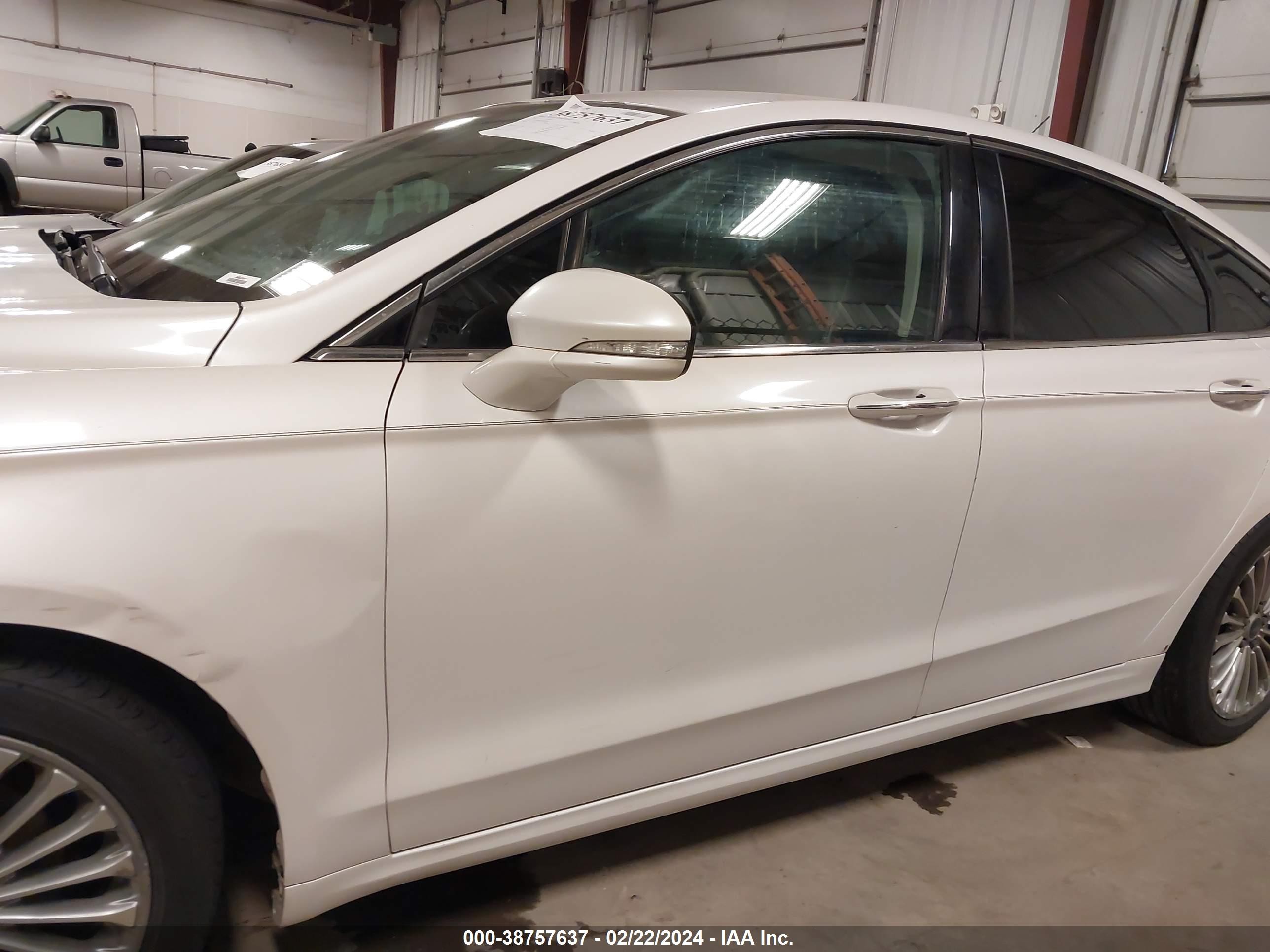 Photo 13 VIN: 3FA6P0D97DR208094 - FORD FUSION 