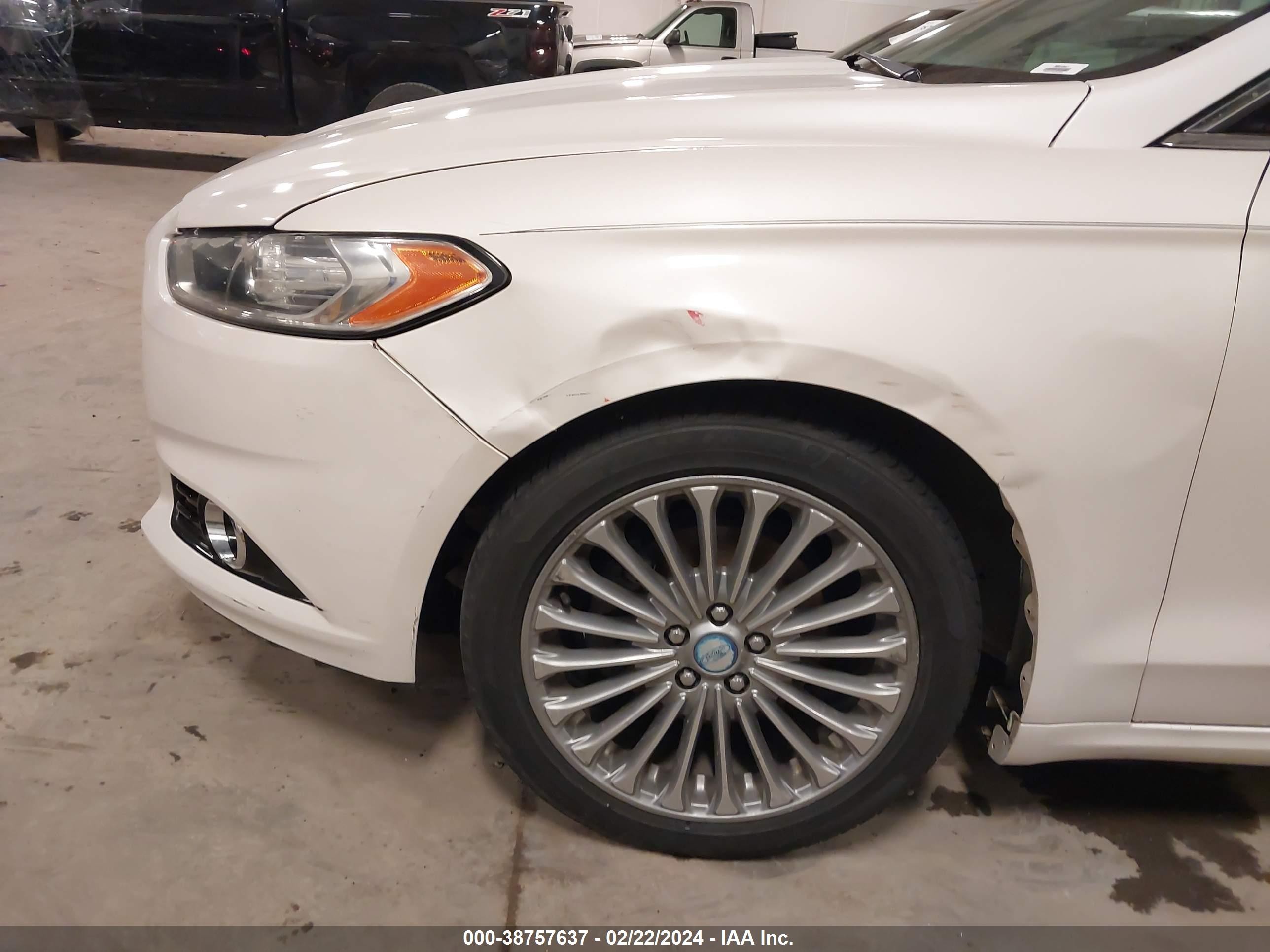 Photo 18 VIN: 3FA6P0D97DR208094 - FORD FUSION 