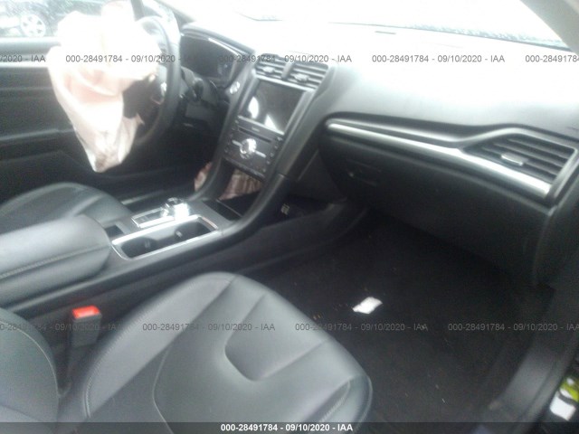 Photo 4 VIN: 3FA6P0D97LR117079 - FORD FUSION 