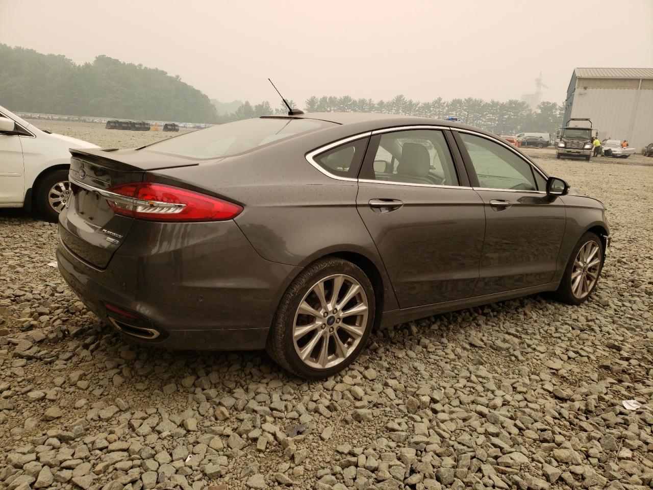 Photo 2 VIN: 3FA6P0D98HR328427 - FORD FUSION 