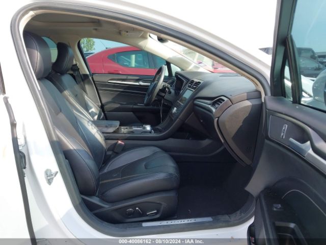 Photo 4 VIN: 3FA6P0D98KR118403 - FORD FUSION 