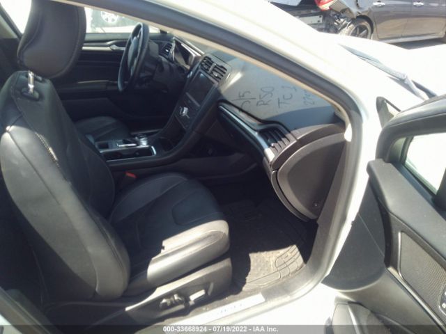 Photo 4 VIN: 3FA6P0D98KR260105 - FORD FUSION 