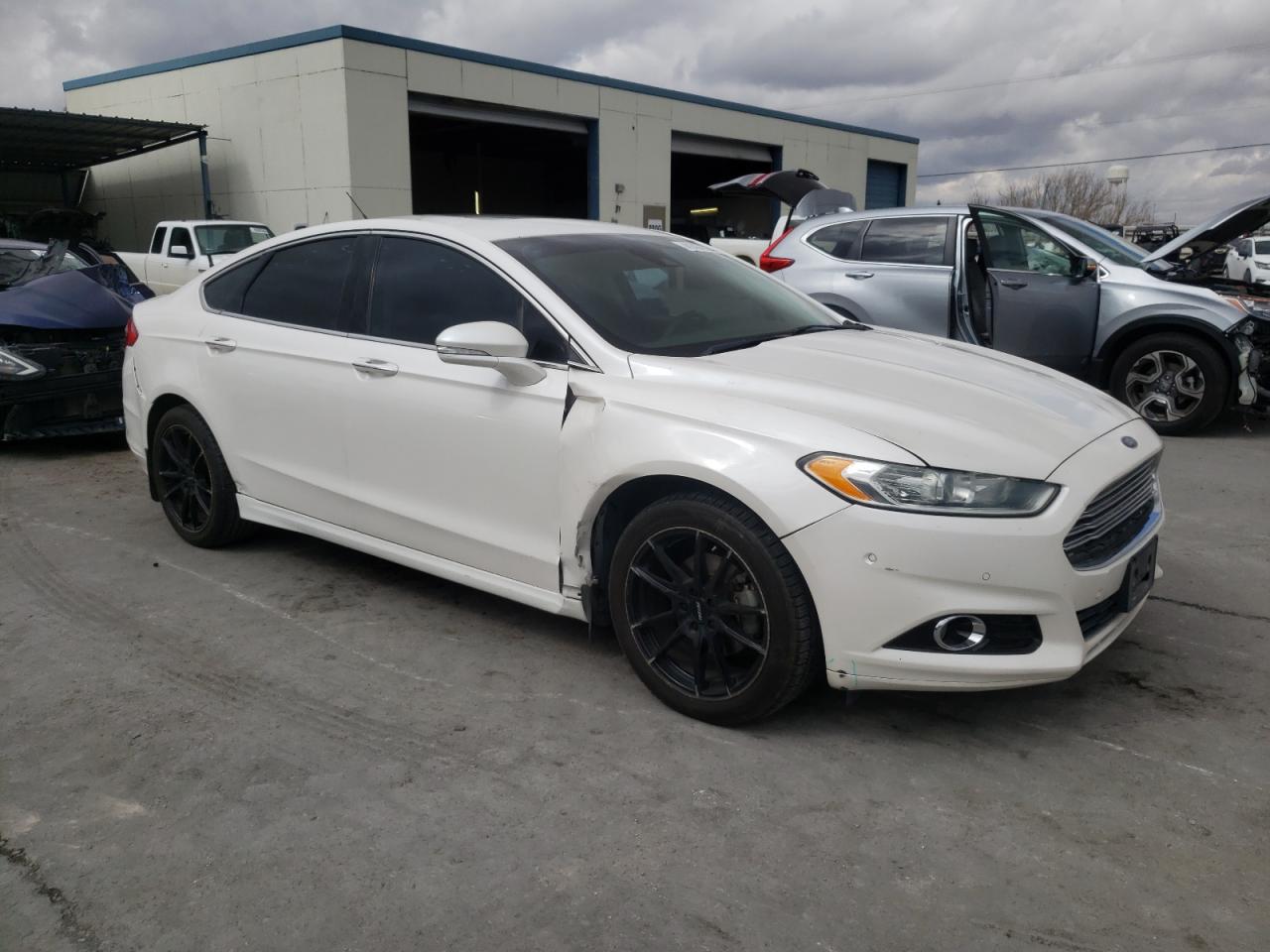 Photo 3 VIN: 3FA6P0D9XER207796 - FORD FUSION 