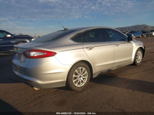 Photo 3 VIN: 3FA6P0G70GR215905 - FORD FUSION 