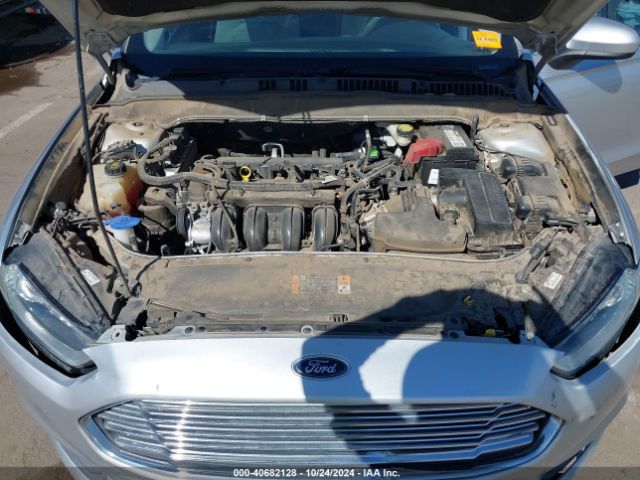 Photo 9 VIN: 3FA6P0G70GR215905 - FORD FUSION 