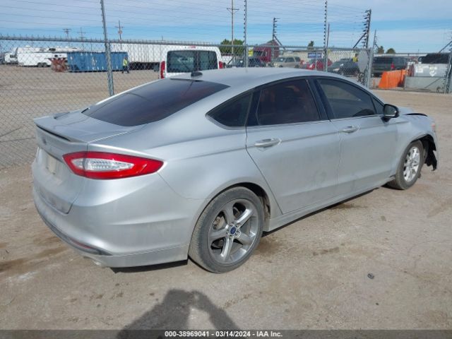 Photo 3 VIN: 3FA6P0G70GR279846 - FORD FUSION 