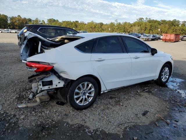 Photo 2 VIN: 3FA6P0G70JR238415 - FORD FUSION 