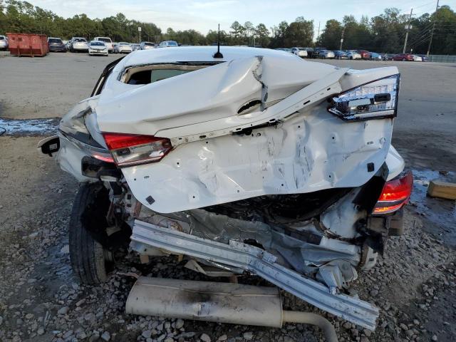 Photo 5 VIN: 3FA6P0G70JR238415 - FORD FUSION 