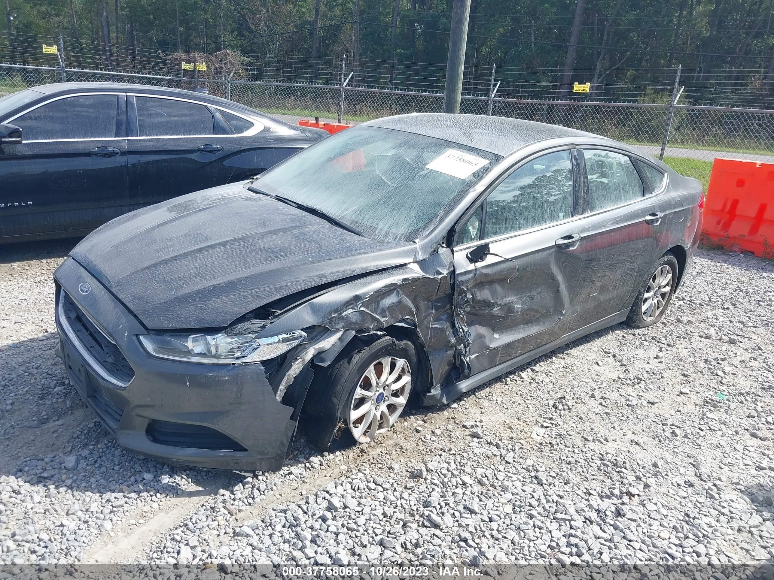 Photo 1 VIN: 3FA6P0G71FR231125 - FORD FUSION 