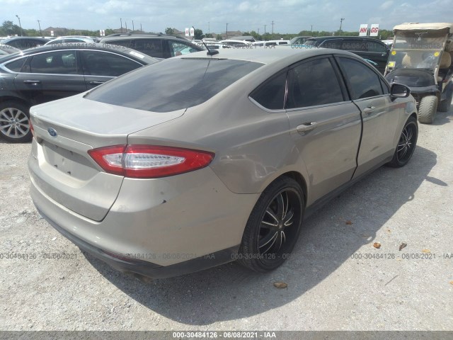 Photo 3 VIN: 3FA6P0G71FR292927 - FORD FUSION 