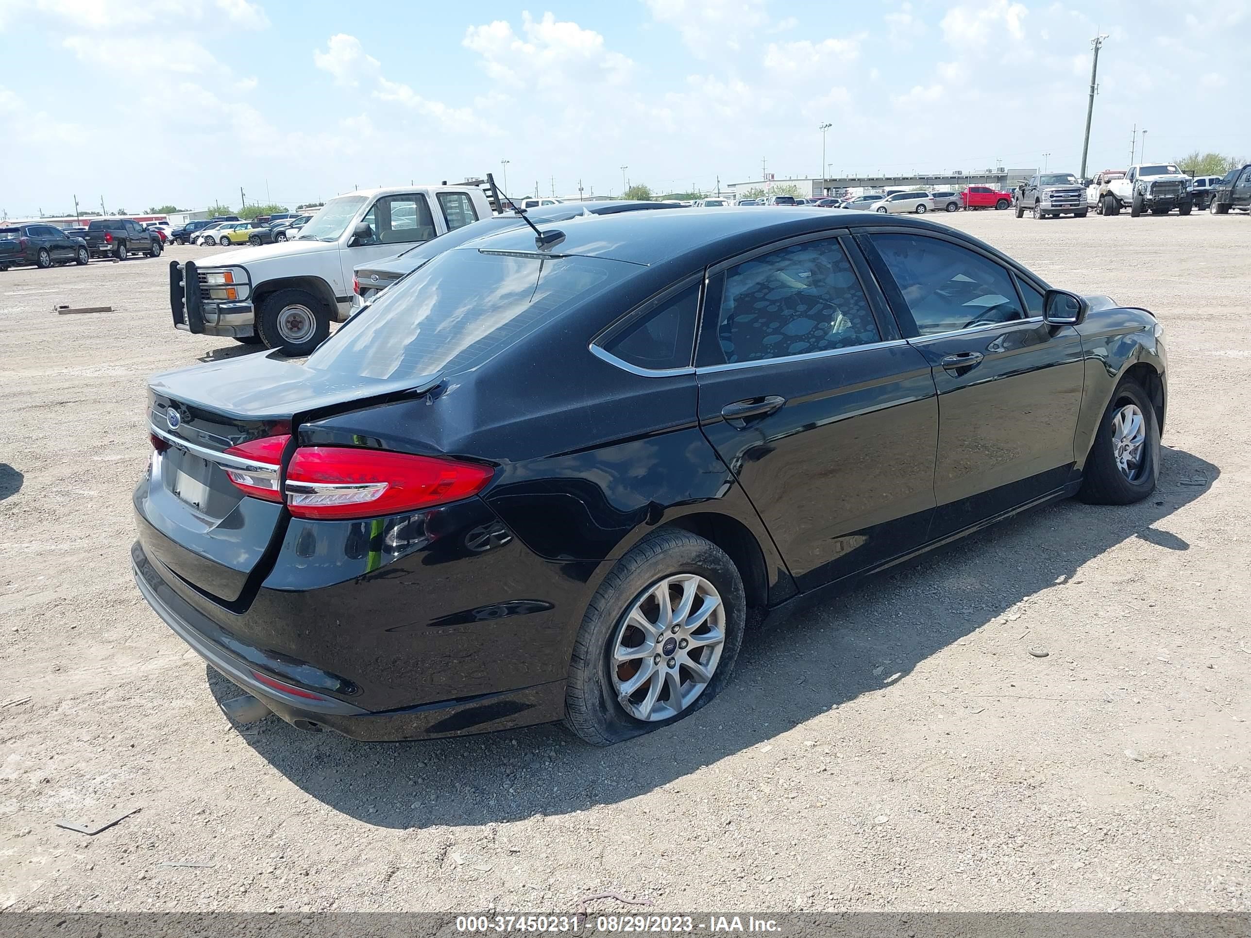 Photo 3 VIN: 3FA6P0G71HR231807 - FORD FUSION 