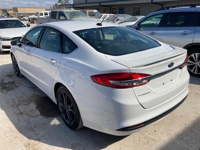 Photo 2 VIN: 3FA6P0G71JR229996 - FORD FUSION S 