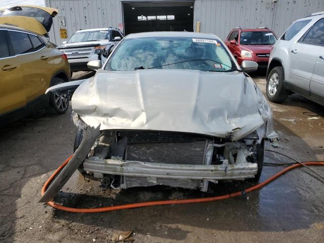 Photo 4 VIN: 3FA6P0G72FR123824 - FORD FUSION 