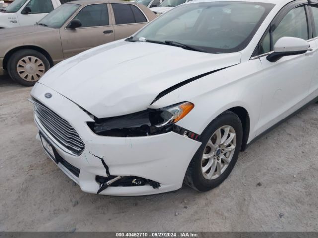 Photo 5 VIN: 3FA6P0G72FR189547 - FORD FUSION 