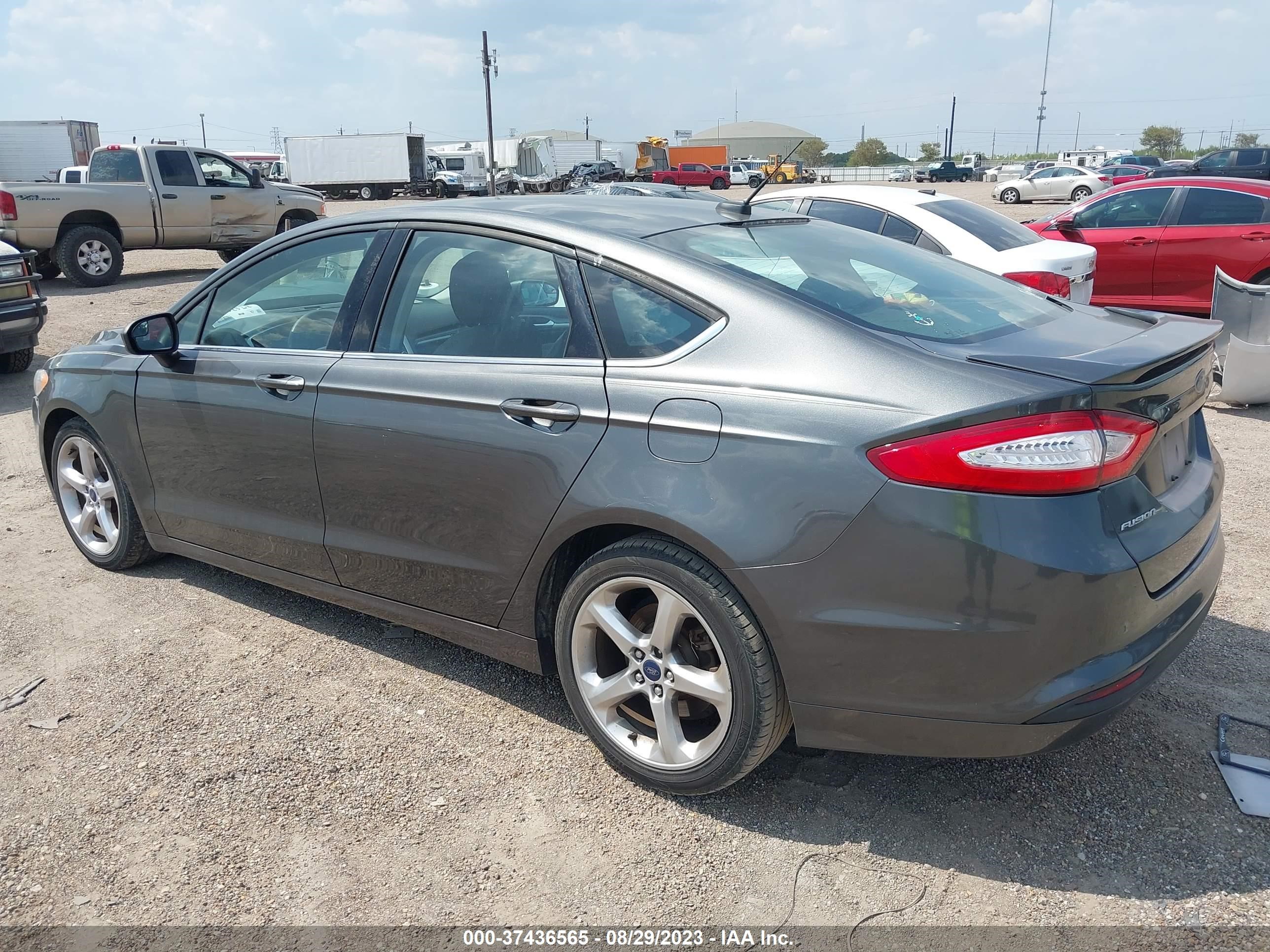 Photo 2 VIN: 3FA6P0G72GR382797 - FORD FUSION 