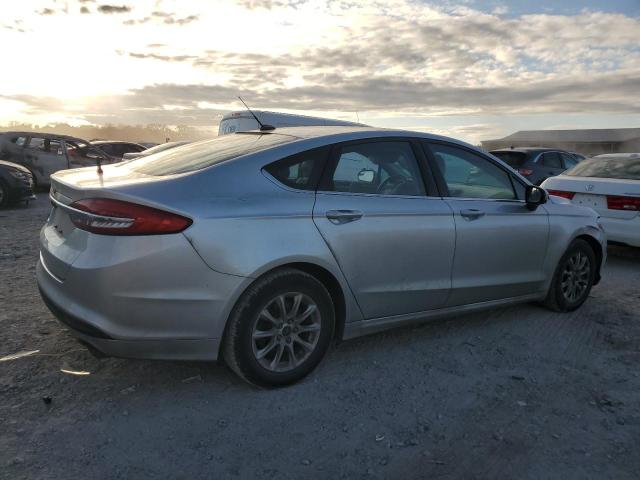 Photo 2 VIN: 3FA6P0G72JR164995 - FORD FUSION S 