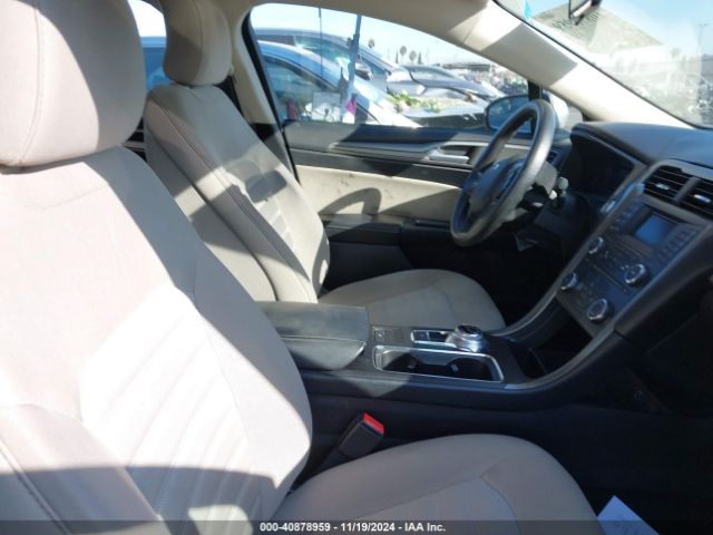 Photo 4 VIN: 3FA6P0G73HR187308 - FORD FUSION 