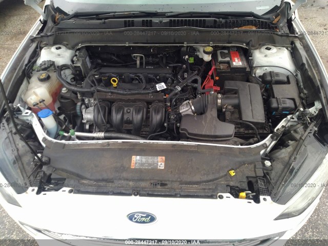 Photo 9 VIN: 3FA6P0G73HR402928 - FORD FUSION 