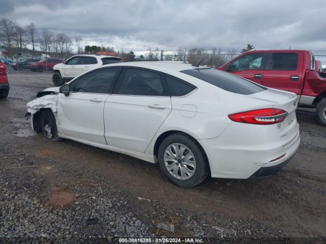 Photo 2 VIN: 3FA6P0G73KR130436 - FORD FUSION 