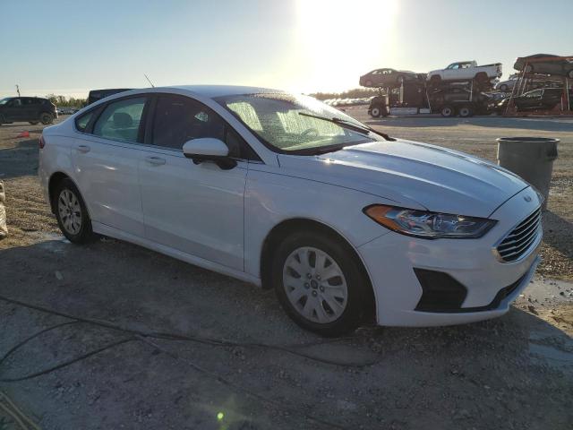 Photo 3 VIN: 3FA6P0G73KR161685 - FORD FUSION S 