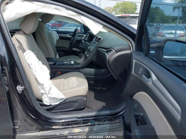 Photo 4 VIN: 3FA6P0G73LR187558 - FORD FUSION 