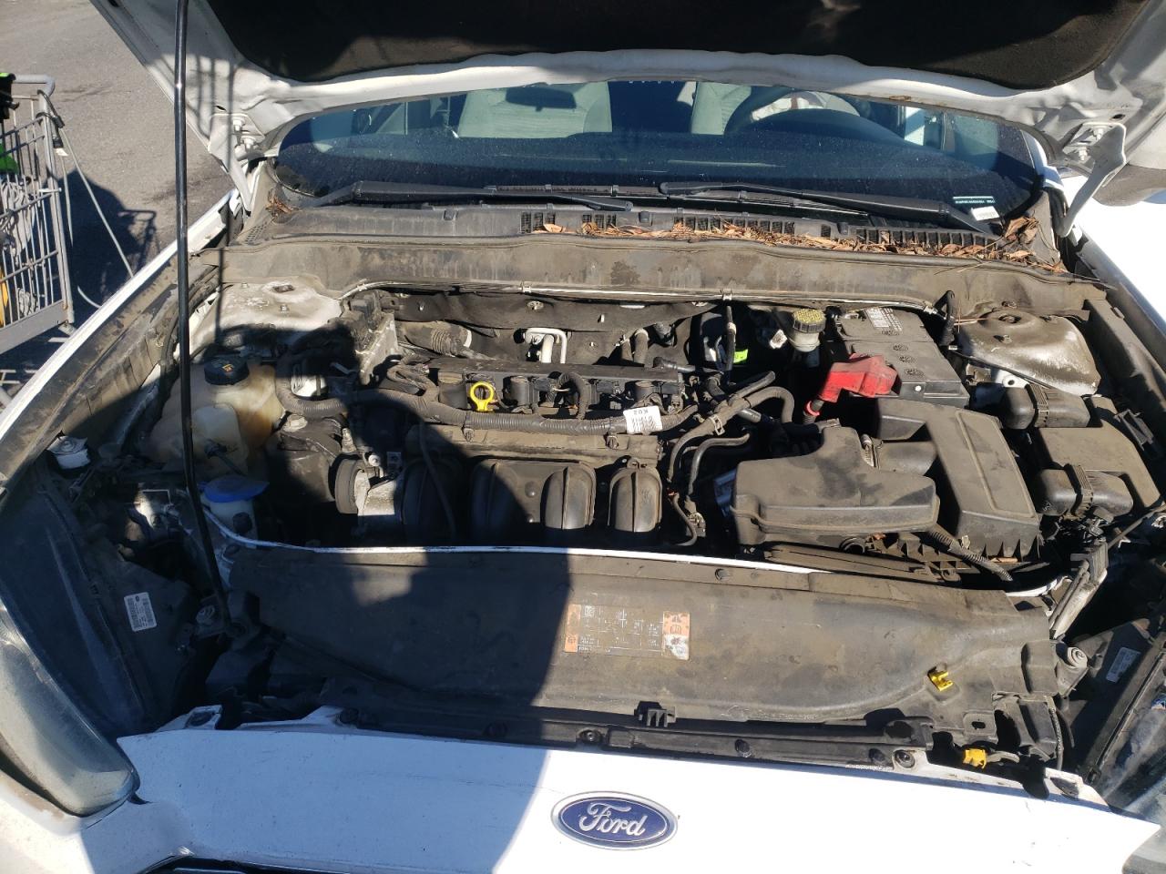 Photo 10 VIN: 3FA6P0G74GR261804 - FORD FUSION 