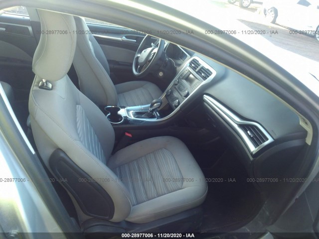 Photo 4 VIN: 3FA6P0G74GR383658 - FORD FUSION 