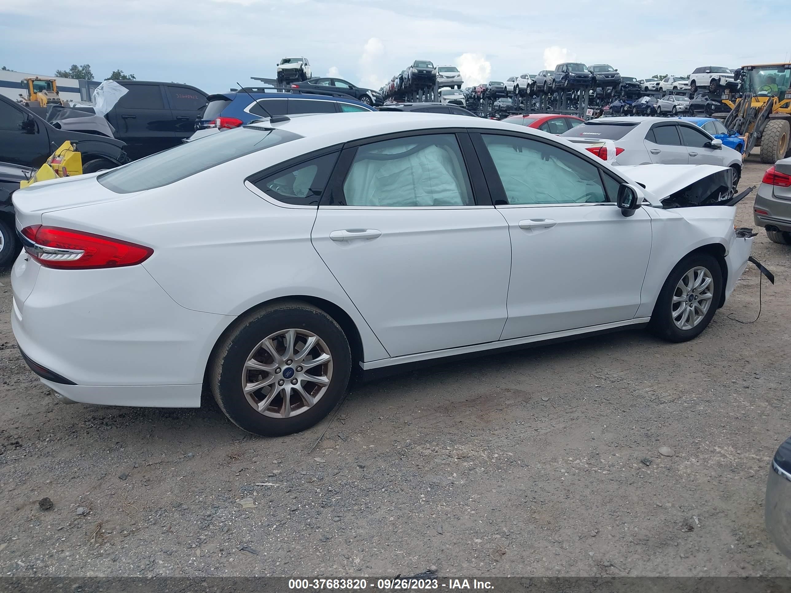 Photo 12 VIN: 3FA6P0G74HR328919 - FORD FUSION 