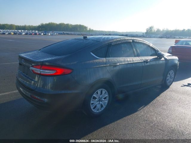 Photo 3 VIN: 3FA6P0G74KR130588 - FORD FUSION 