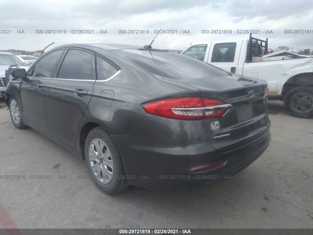 Photo 2 VIN: 3FA6P0G74KR250519 - FORD FUSION 