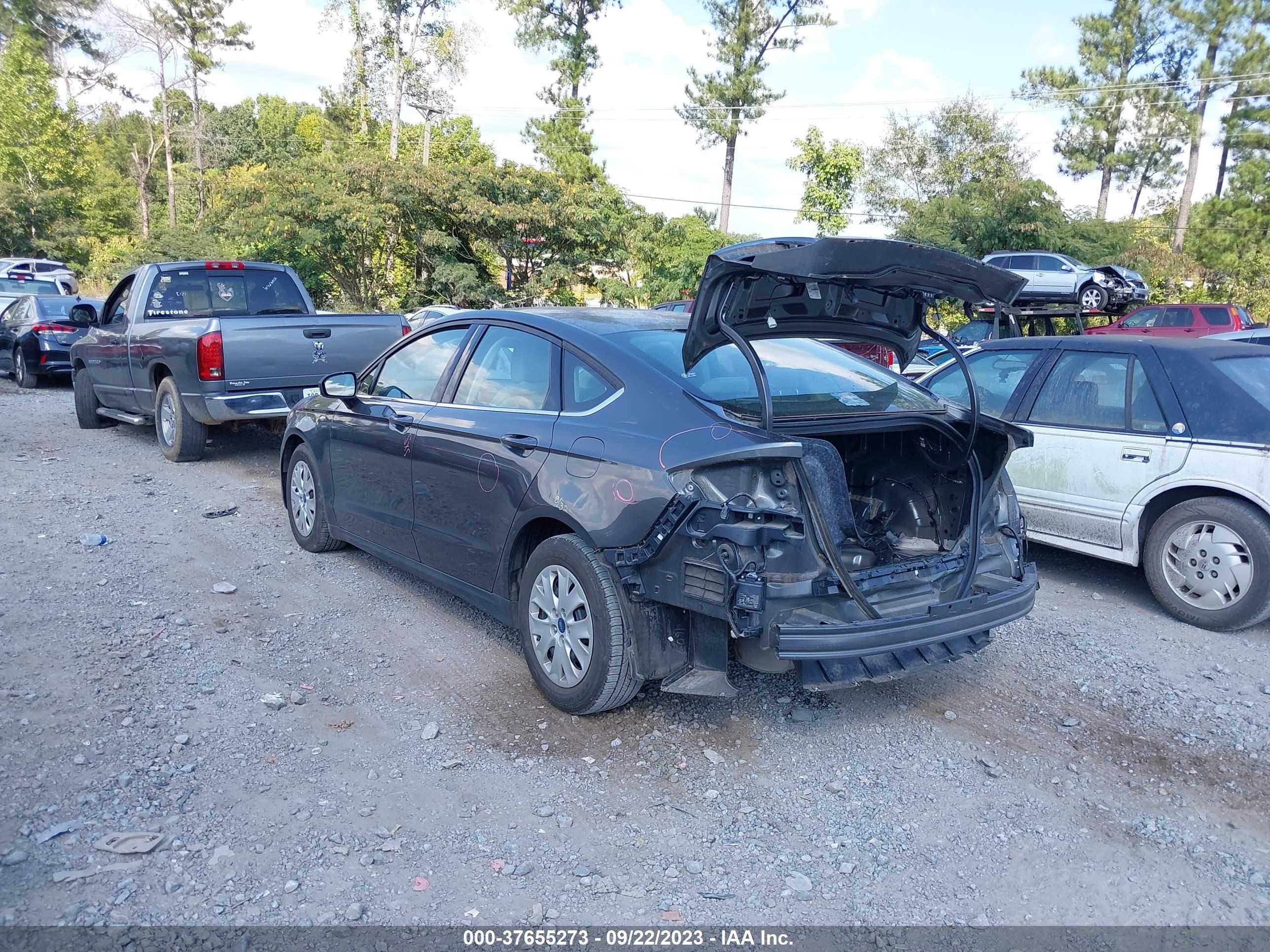 Photo 2 VIN: 3FA6P0G74LR200009 - FORD FUSION 