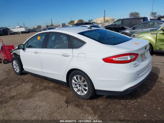 Photo 2 VIN: 3FA6P0G75GR382745 - FORD FUSION 