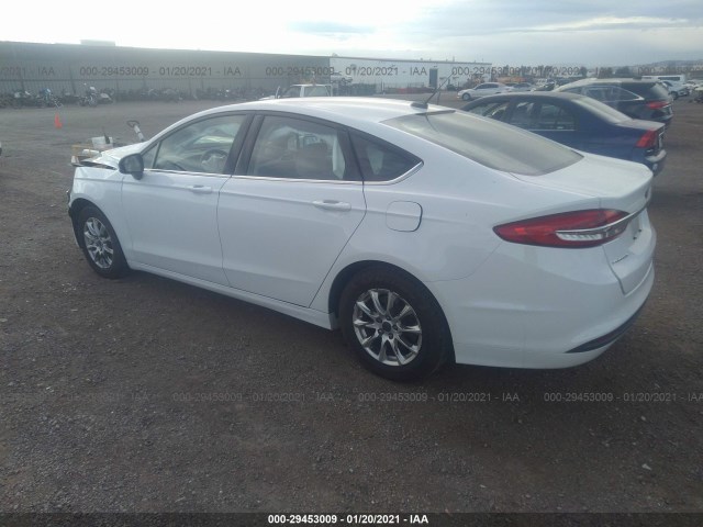 Photo 2 VIN: 3FA6P0G75HR190243 - FORD FUSION 