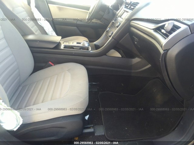 Photo 4 VIN: 3FA6P0G75HR227016 - FORD FUSION 