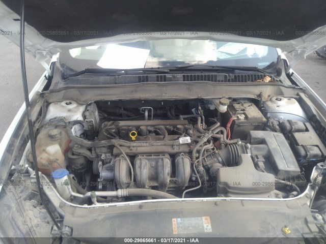 Photo 9 VIN: 3FA6P0G75HR267418 - FORD FUSION 