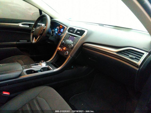 Photo 4 VIN: 3FA6P0G75HR298068 - FORD FUSION 