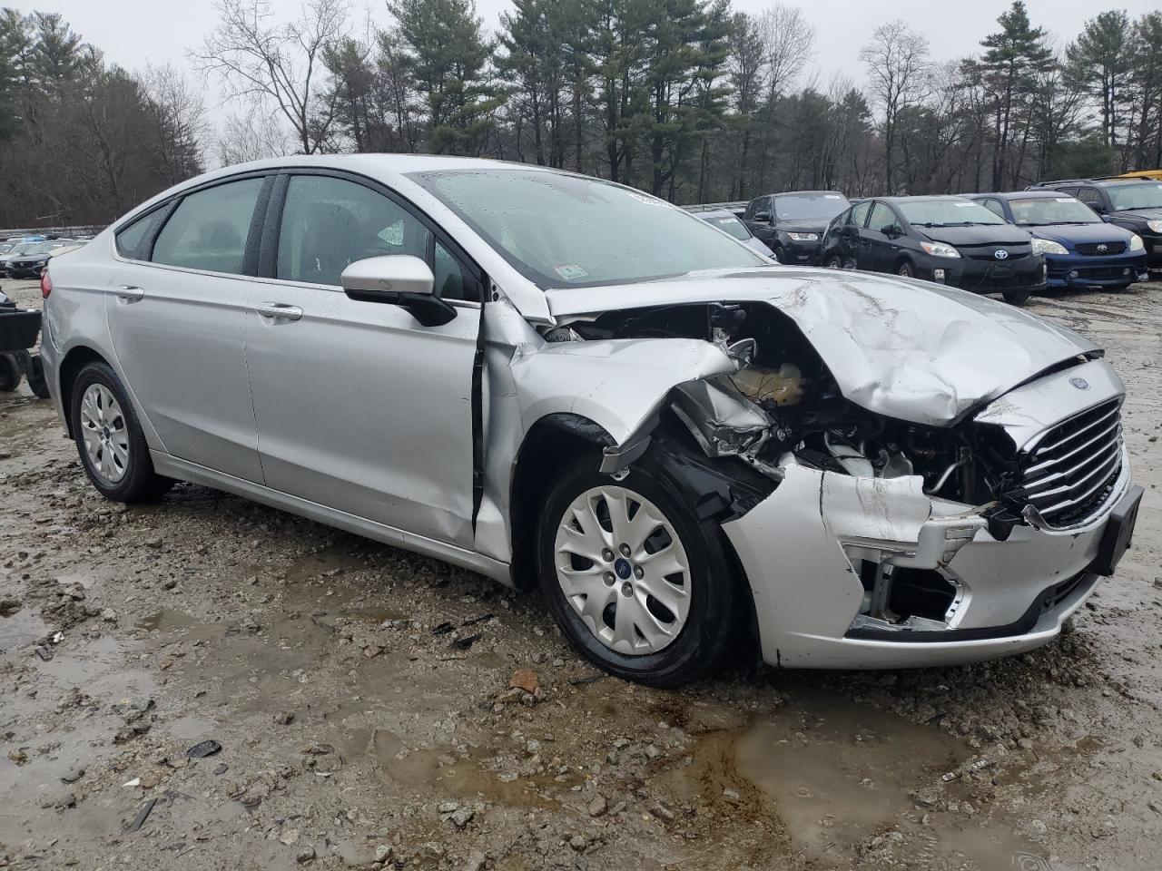 Photo 3 VIN: 3FA6P0G75KR143009 - FORD FUSION 