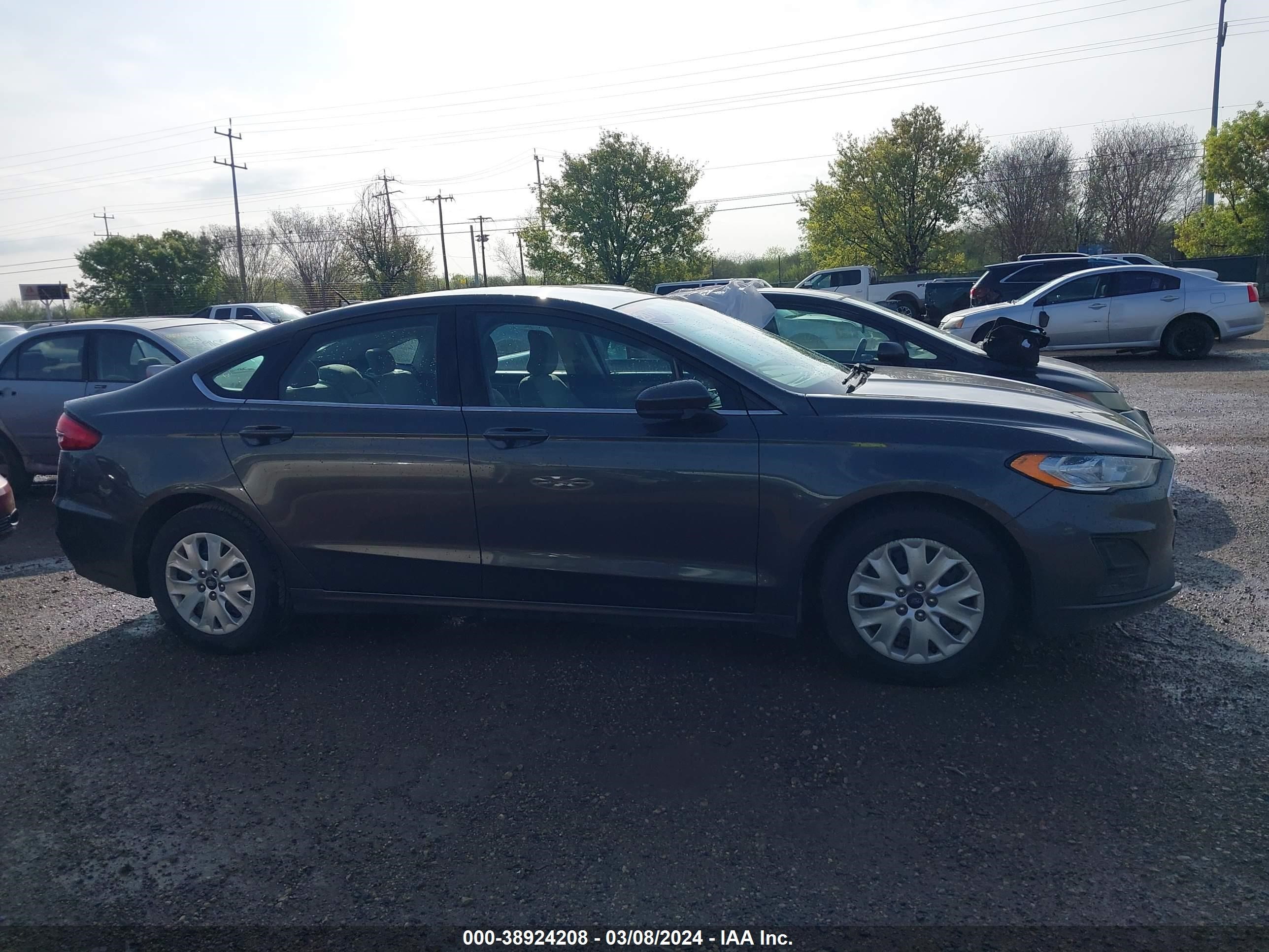 Photo 12 VIN: 3FA6P0G75KR163728 - FORD FUSION 