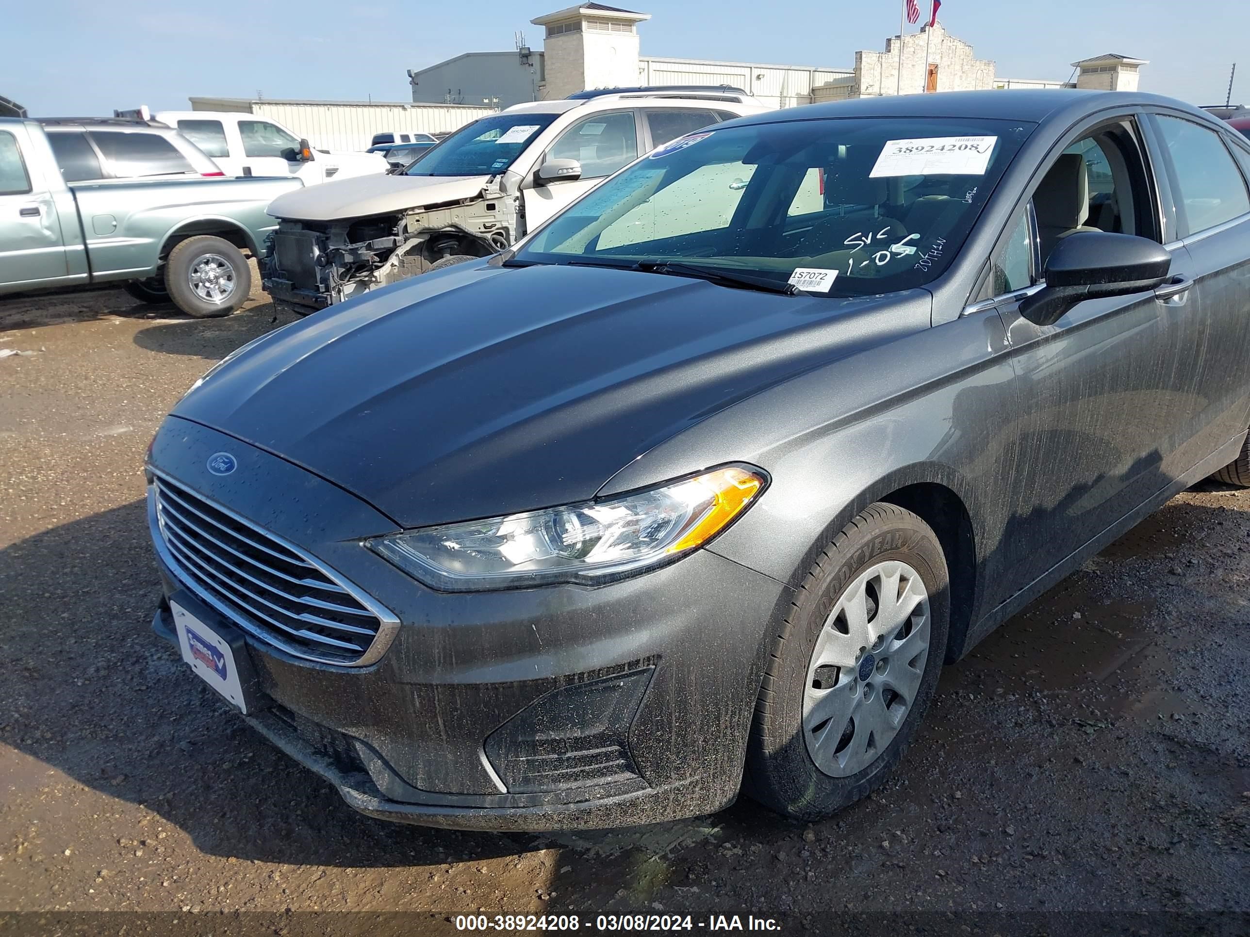 Photo 16 VIN: 3FA6P0G75KR163728 - FORD FUSION 