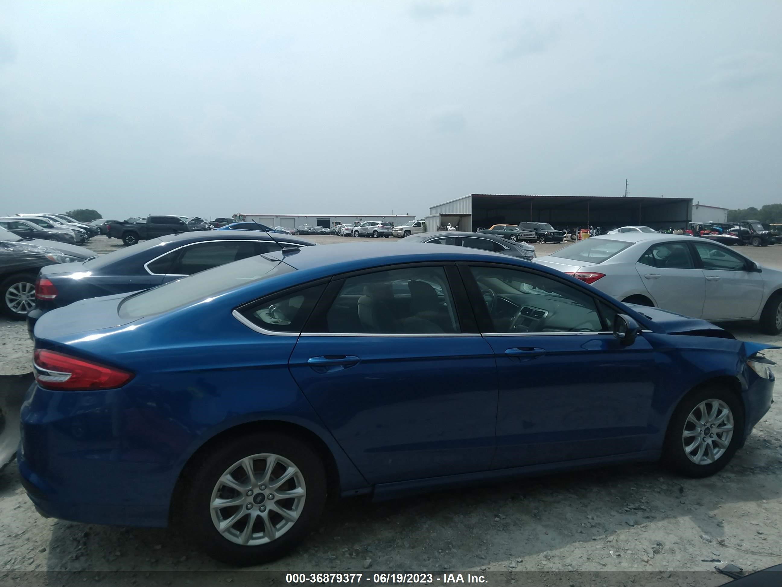 Photo 12 VIN: 3FA6P0G76HR309885 - FORD FUSION 