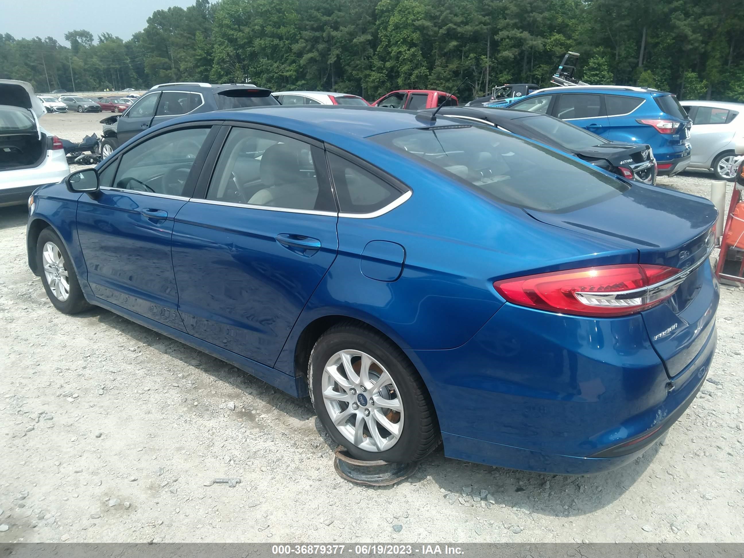 Photo 2 VIN: 3FA6P0G76HR309885 - FORD FUSION 