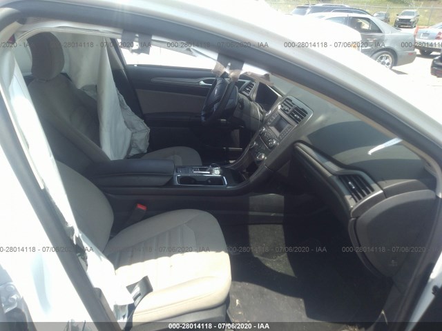 Photo 4 VIN: 3FA6P0G76JR133118 - FORD FUSION 