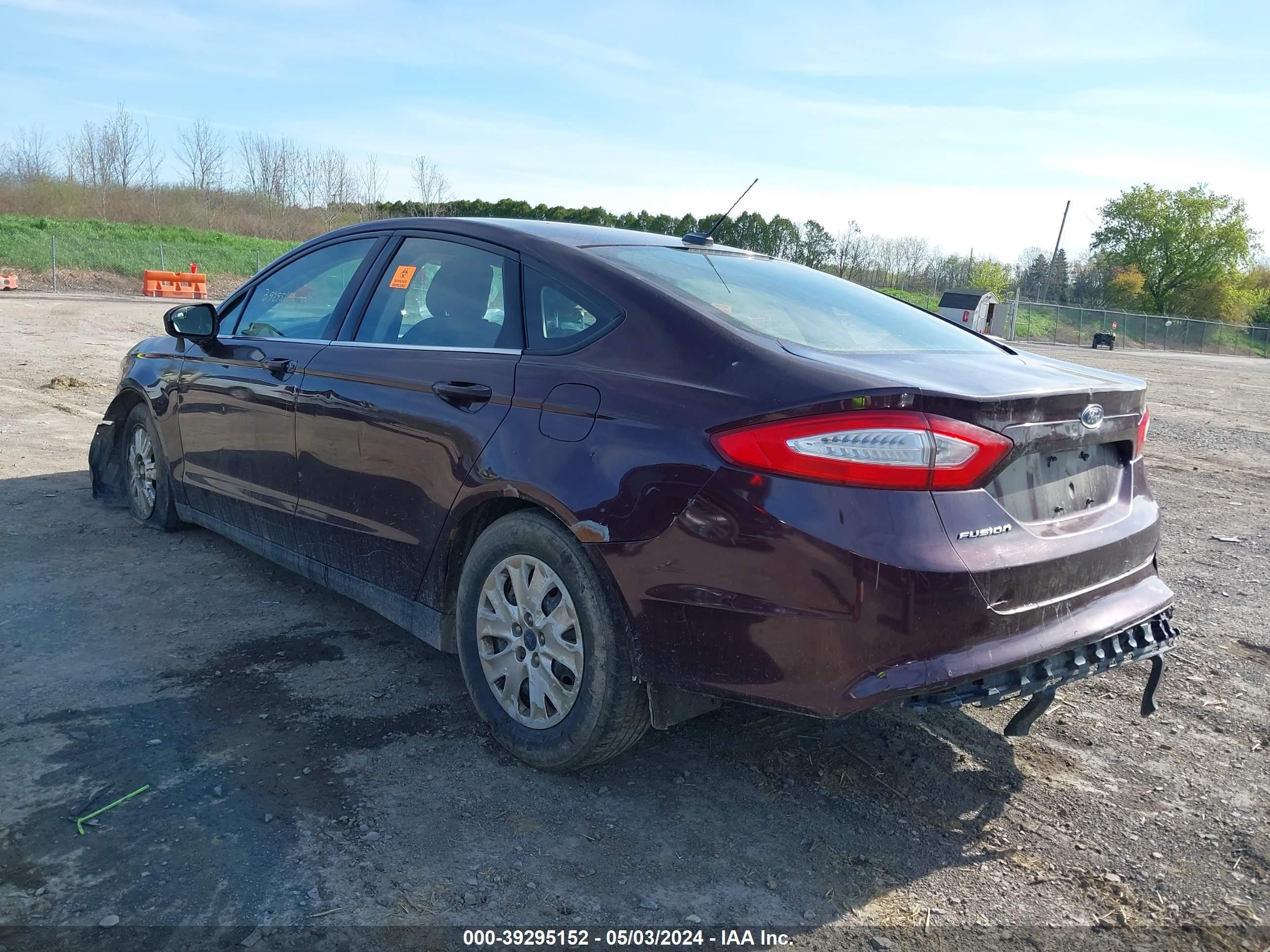 Photo 2 VIN: 3FA6P0G77DR232163 - FORD FUSION 