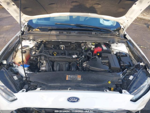 Photo 9 VIN: 3FA6P0G77FR224728 - FORD FUSION 