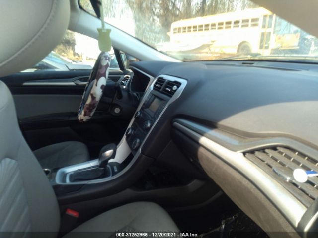 Photo 4 VIN: 3FA6P0G77GR254281 - FORD FUSION 